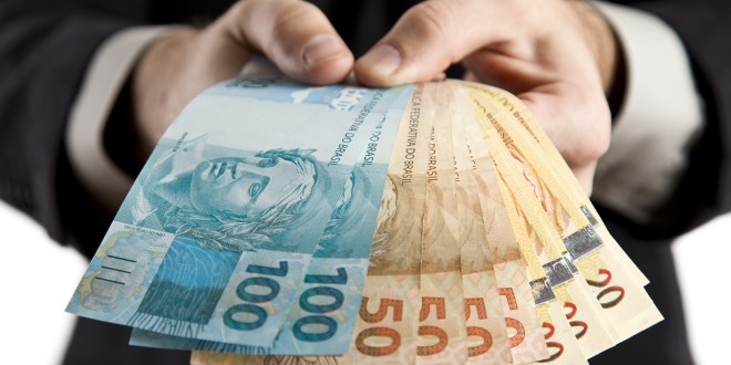 Canapi realiza concurso de pessoa mais feia do Sertão Alagoano