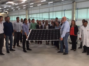 Empresa de Alagoas produz a primeira placa de energia solar do Nordeste