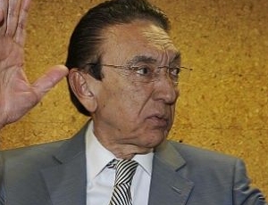 PMDB indica senador Edison Lobão para presidir CCJ