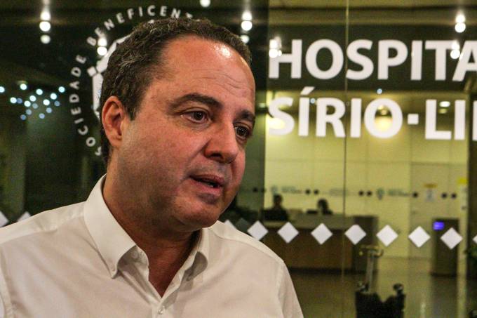 Médico de Lula pede punição de colegas zombeteiros