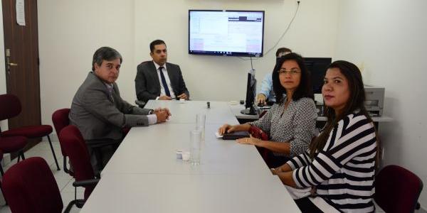 Sindicato dos enfermeiros denuncia defasagem salarial ao MPT