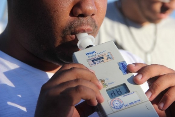 Lei Seca bate recorde em registro de testes de alcoolemia numa única operação
