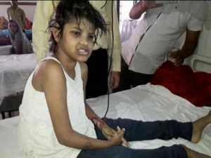 Menina de 8 anos é achada em floresta vivendo com macacos na Índia