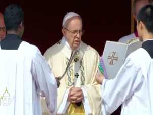 Páscoa: Ressurreição de Jesus dá sentido à existência, diz o Papa