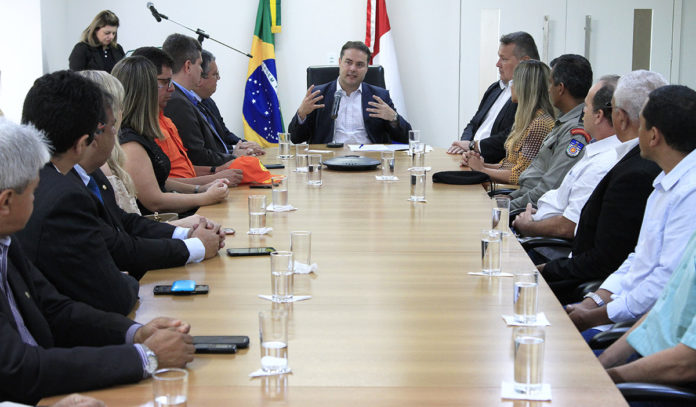 Governador nomeia novos agentes de polícia para reforço na segurança