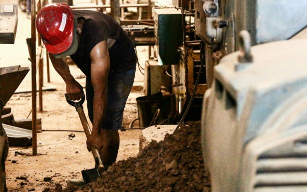 Operação interdita fábrica e apreende 830 quilos de queijo em laticínio