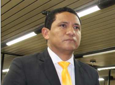 Prefeito vai gastar mais de R$ 5 milhões em coffee break e buffet