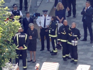 Nº de mortos em incêndio em Londres sobe para 17 e polícia descarta terrorismo