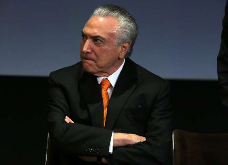 Mais da metade da bancada do PSDB deve votar contra Temer