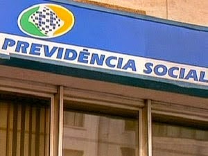 Decreto antecipa 13º salário de aposentados e pensionistas da Previdência