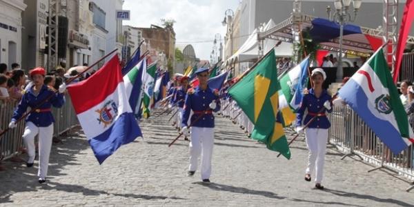Desfile de 16 de setembro contará com mais de três mil estudantes no Jaraguá