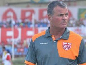 Mazola Júnior retoma comando técnico do CRB