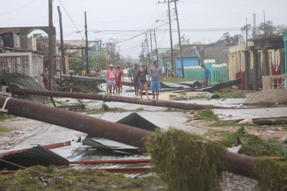 Furacão Irma atinge sul da Flórida e deixa ao menos um morto