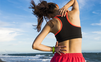 Dores nas costas, nos ombros e até no pescoço podem afetar quem corre