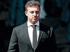 Em artigo, Luciano Huck anuncia que não é candidato a presidente