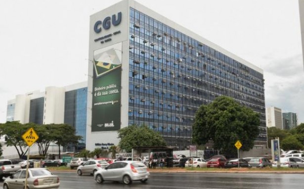 União abre 183 processos e penaliza 30 empresas