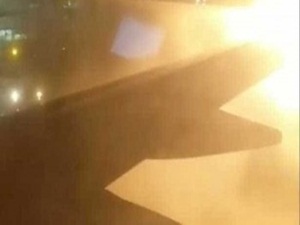 Aviões colidem em aeroporto no Canadá e explosão assusta passageiros; confira vídeo!