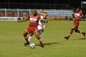 CRB vence Novo Hamburgo nos pênaltis e avança na Copa do Brasil