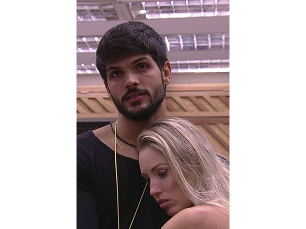 Affair de Jéssica, do BBB 18, critica Lucas de “mau-caráter” e “desumano”