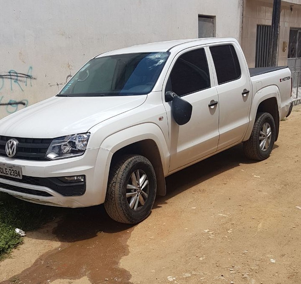 Veículo roubado de coronel da PM é localizado no Clima Bom, em Maceió