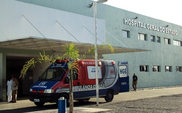 Tio tenta matar sobrinhos a tiros dentro de casa