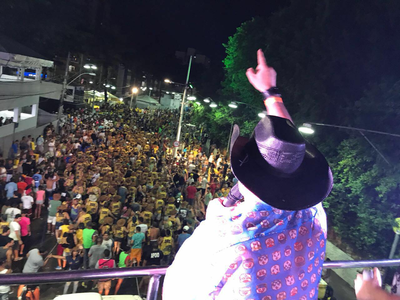 Geraldo Cardoso conquista público de Salvador com o Forrofrevando