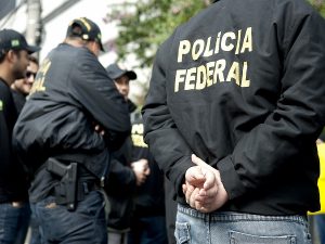 Polícia Federal cumpre mandados de busca e apreensão na 50ª fase da Lava Jato