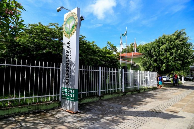 Com mesmo nome de acusada de homicídio, mulher passa três anos presa por engano