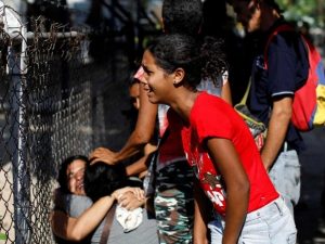 Incêndio deixa dezenas de mortos em prisão na Venezuela