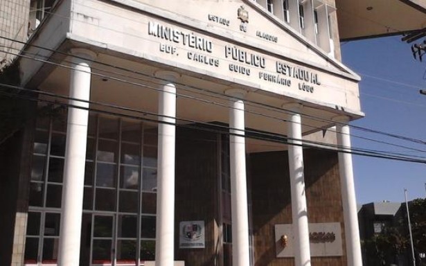 Fiscal de renda é preso durante operação na Barra de São Miguel