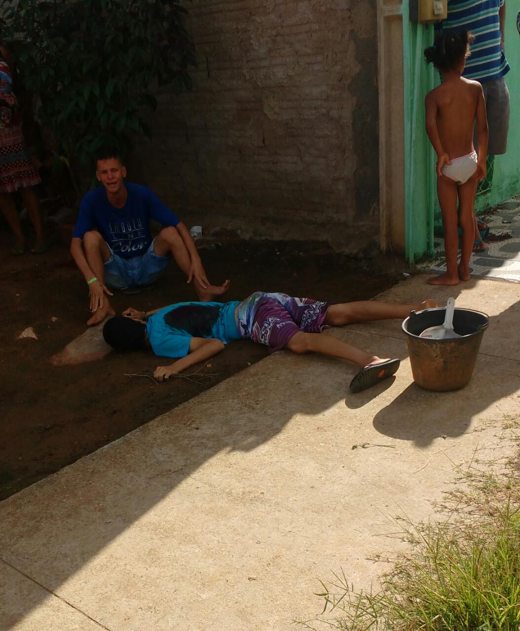 Jovem é assassinado a tiros no conjunto Edval Gaia em Palmeira dos Índios