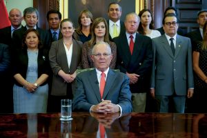 Por que uma briga de irmãos levou à renúncia do presidente do Peru
