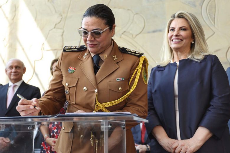Pela primeira vez na história, mulher assume comando da PM no Paraná