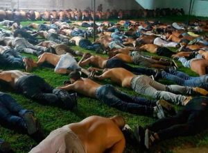 Justiça manda soltar 137 dos 159 presos em festa de milícia no Rio