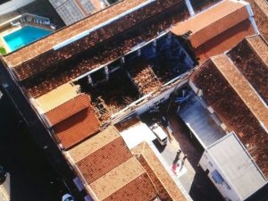 Teto de refeitório de escola infantil desaba e deixa 17 feridos em Agudos-SP