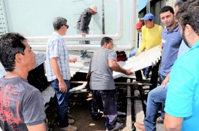 Sesau inicia manutenção do telhado da Pediatria do HGE