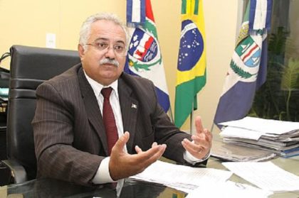 Rogério Teófilo tem 10 dias para prestar esclarecimentos ao MP sobre suposto calote