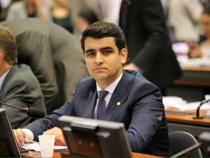 JHC teria sido acordado pela PF no apartamento de Dudu da Fonte, diz Veja