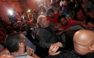 Pesquisa mostra quem vota em Lula e por quê