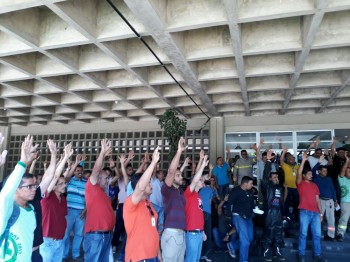 Funcionários da Eletrobras e Chesf paralisam atividades nesta segunda-feira (16)