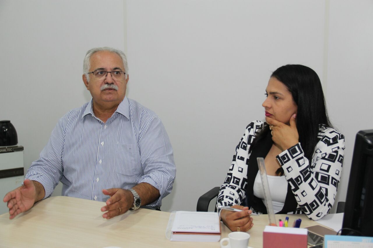 Secretária de Arapiraca entrega cargo e em nota fala sobre omissão de Rogério Teófilo