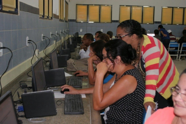 Inscrições para supletivo do ensino fundamental estão abertas até 4 de junho