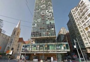 Moradores do prédio que desabou pagavam aluguel