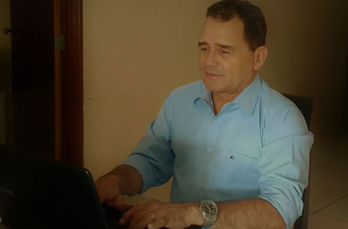 Capela presta homenagem a seu jornalista Edmílson Teixeira