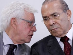 Greve de caminhoneiros agrava crise entre ministros de Temer