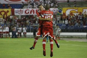 CRB vence Atlético por 3×1 e conquista primeira vitória