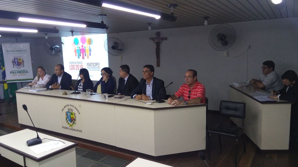 Sindilojas de Palmeira dos Índios participa de audiência pública