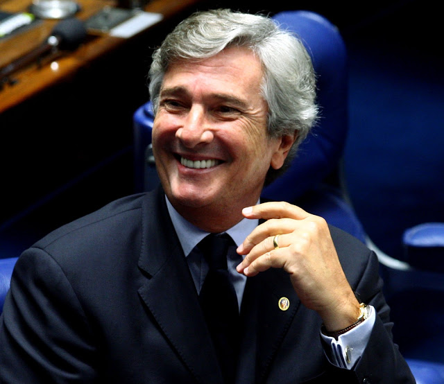 Collor é absolvido pelo STF por prescrição de crimes