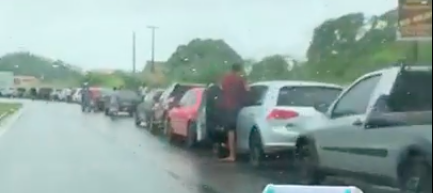 [Vídeo] Alagoas entra no 6º dia com rodovias bloqueadas
