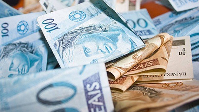 Receita Federal abrirá consulta a primeiro lote de restituições do IR nesta sexta-feira